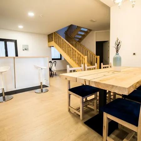 Hotel The Rock Suites & 3*
