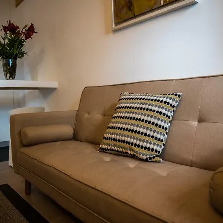 Hotel The Rock Suites & 3*